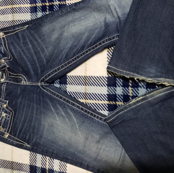 Miss Me Bootcut Jeans - Picture 4 of 7